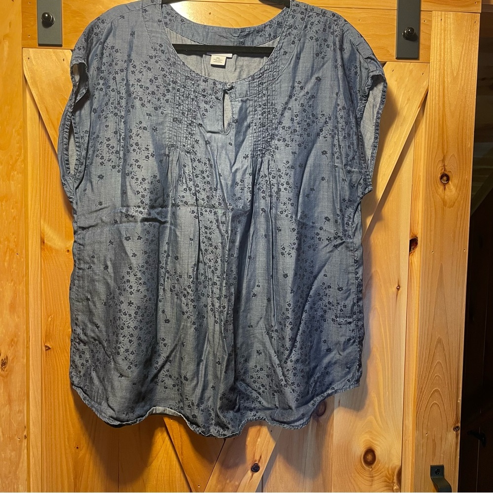 Lightweight Blue Floral Cap-Sleeve Top